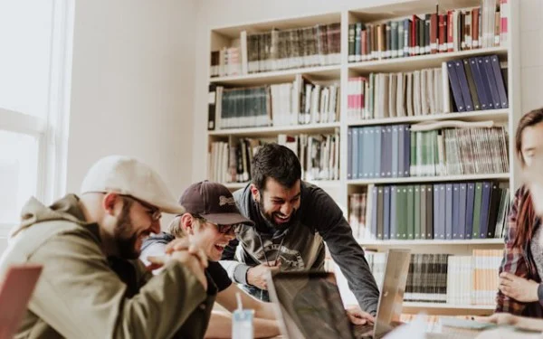 Unlocking Leadership Skills through Open Source Collaboration