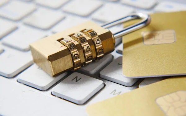 Strategic Data Protection in AI: Navigating Security Risks for Enterprises